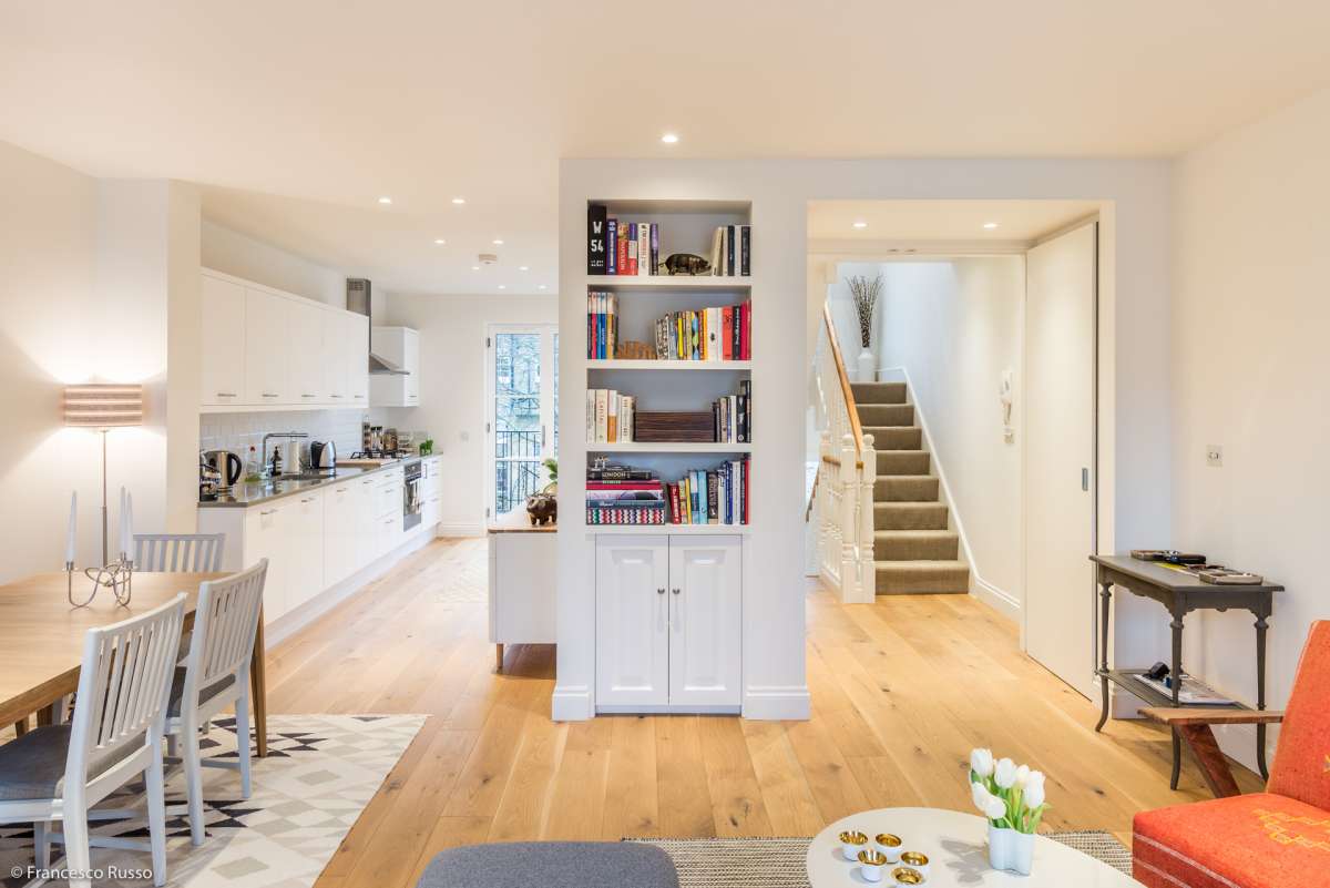 NOTTING HILL FLAT Threelight CGI